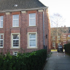 Amtsgericht Leer Altbau mit dem Neubau im Hintergrund